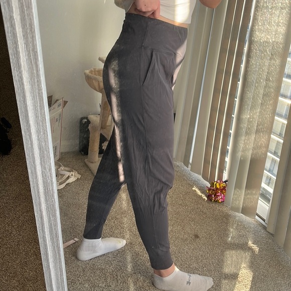Woman’s jogger workout pants - Picture 1 of 1